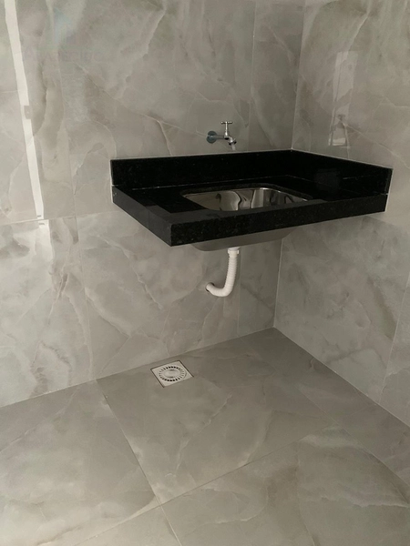 Casa de alto padrão  3 suítes plenas e piscina: 4ª foto da galeria de imagens do imóvel