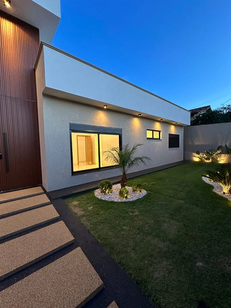 Casa maravilhosa, 4 suítes plenas, closet piscina aquecida e paisagismo: 4ª foto da galeria de imagens do imóvel