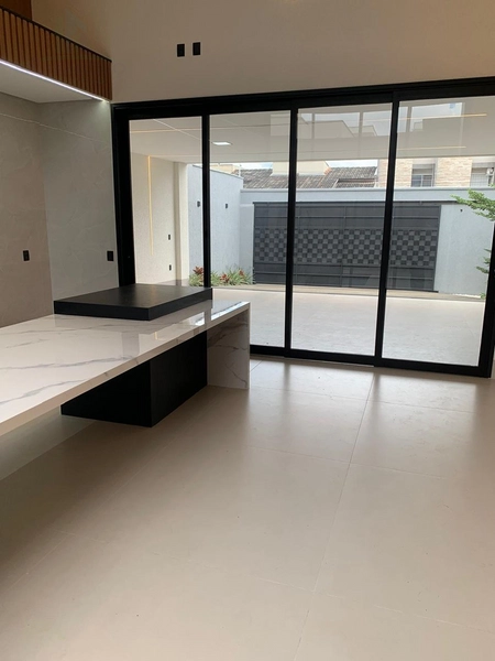 Linda casa com 3 suítes plenas, piscina aquecida, fino acabamento.: 23ª foto da galeria de imagens do imóvel