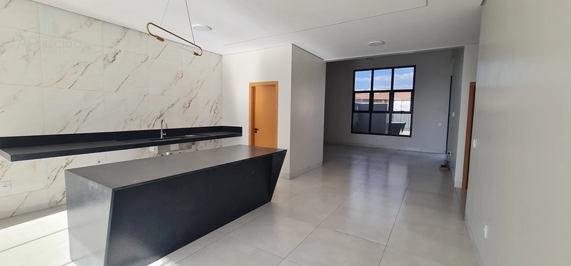 Casa moderna com 4 suítes plenas com muito requinte, fino acabamento e bom gosto.: 28ª foto da galeria de imagens do imóvel