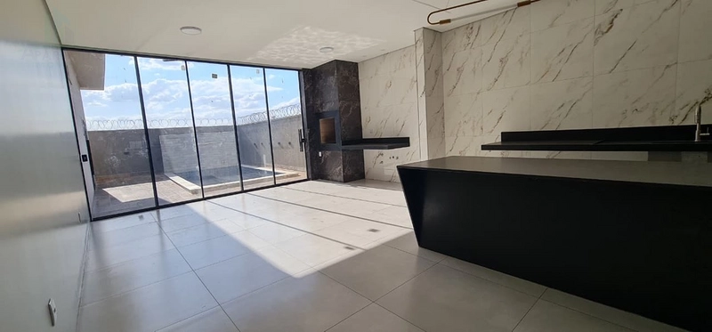 Casa moderna com 4 suítes plenas com muito requinte, fino acabamento e bom gosto.: 9ª foto da galeria de imagens do imóvel