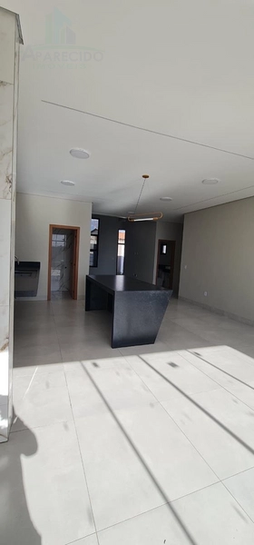 Casa moderna com 4 suítes plenas com muito requinte, fino acabamento e bom gosto.: 11ª foto da galeria de imagens do imóvel