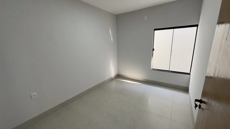 Linda casa 3/4 sendo 1 suíte e piscina no Setor Mansões Paraíso: 3ª foto da galeria de imagens do imóvel