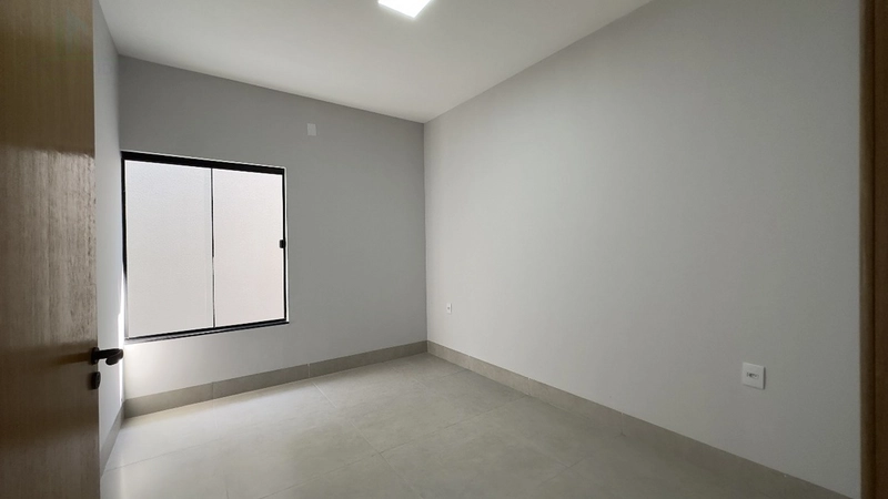 Linda casa 3/4 sendo 1 suíte e piscina no Setor Mansões Paraíso: 2ª foto da galeria de imagens do imóvel