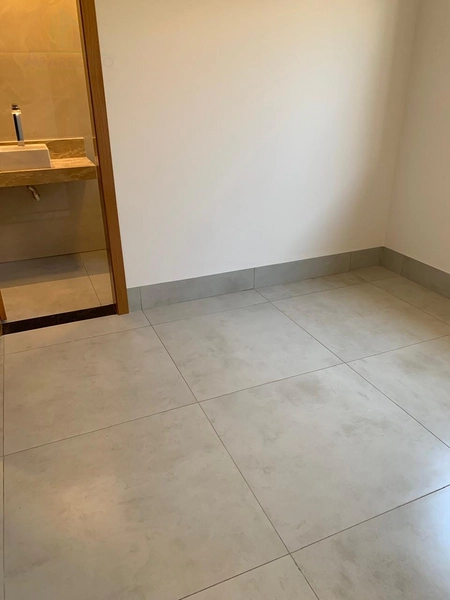 Maravilhosa casa alto padrão, com 4 vagas de garagem e 3 quartos sendo 1 suíte com closet: 7ª foto da galeria de imagens do imóvel