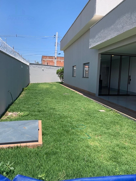 Maravilhosa casa alto padrão, com 4 vagas de garagem e 3 quartos sendo 1 suíte com closet: 11ª foto da galeria de imagens do imóvel