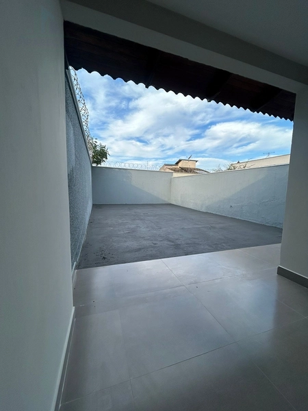 Sobrado de alto padrão com 3 quartos sendo 1 suíte : 16ª foto da galeria de imagens do imóvel