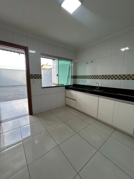 Sobrado de alto padrão com 3 quartos sendo 1 suíte : 4ª foto da galeria de imagens do imóvel