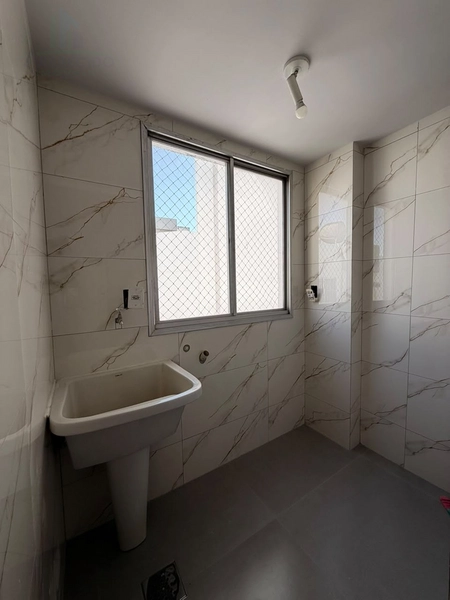 Apartamento 3/1 sendo 1 suíte no Setor Bueno, armários em alguns cômodos: 18ª foto da galeria de imagens do imóvel