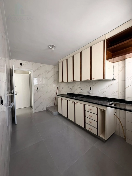Apartamento 3/1 sendo 1 suíte no Setor Bueno, armários em alguns cômodos: 14ª foto da galeria de imagens do imóvel