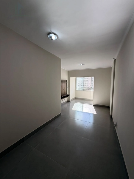Apartamento 3/1 sendo 1 suíte no Setor Bueno, armários em alguns cômodos: 7ª foto da galeria de imagens do imóvel