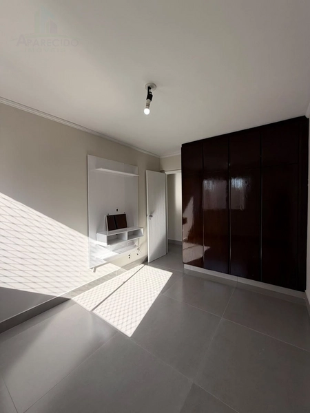 Apartamento 3/1 sendo 1 suíte no Setor Bueno, armários em alguns cômodos: 15ª foto da galeria de imagens do imóvel
