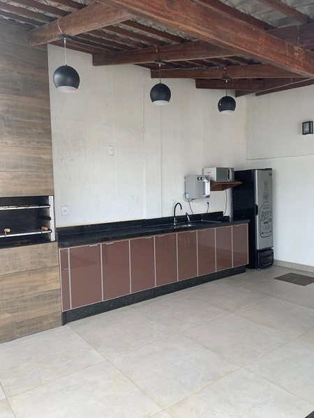 Lindo sobrado em condomínio todo em armários 3/4 sendo 1 suite: 3ª foto da galeria de imagens do imóvel