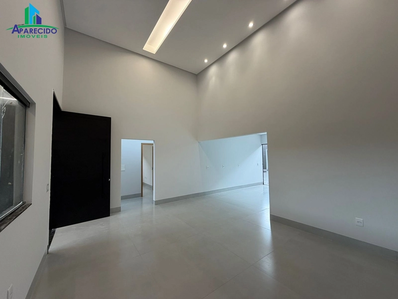 Linda e funcional casa no Jardim Nova Era, 3 suítes e piscina com fino acabamento: 28ª foto da galeria de imagens do imóvel