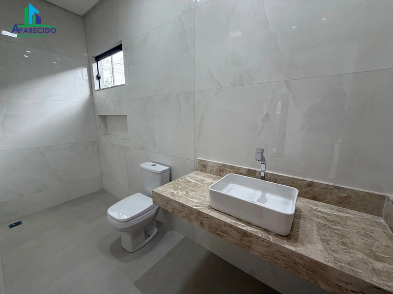 Linda e funcional casa no Jardim Nova Era, 3 suítes e piscina com fino acabamento: 22ª foto da galeria de imagens do imóvel