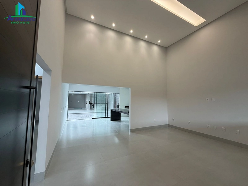 Linda e funcional casa no Jardim Nova Era, 3 suítes e piscina com fino acabamento: 3ª foto da galeria de imagens do imóvel