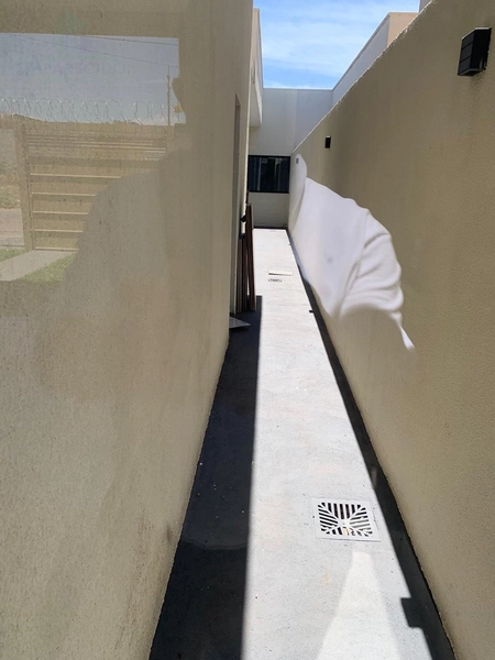 Linda casa no Setor Vila Mariana com 3/4 sendo 1 suíte e cozinha com ilha: 2ª foto da galeria de imagens do imóvel