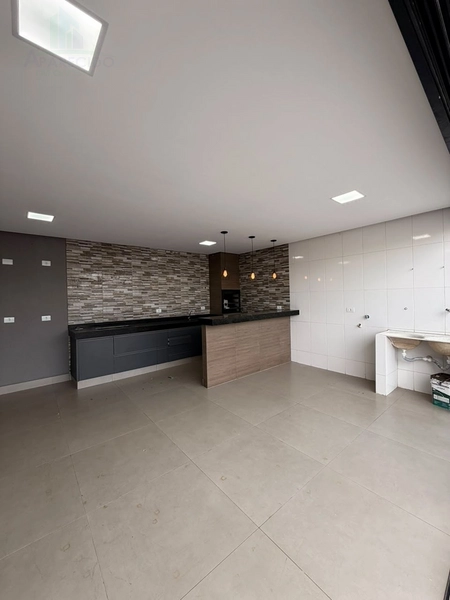 Linda casa 3/1 suíte, piscina aquecida, jardim e armários embutidos com muito requinte e bom gosto: 14ª foto da galeria de imagens do imóvel