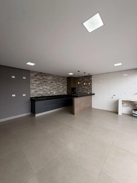 Linda casa 3/1 suíte, piscina aquecida, jardim e armários embutidos com muito requinte e bom gosto: 10ª foto da galeria de imagens do imóvel