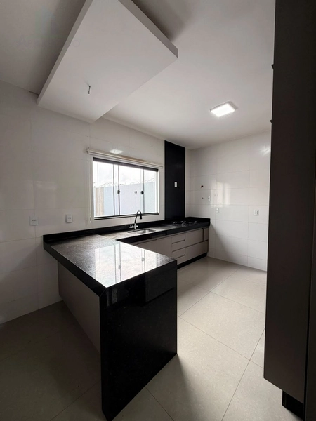 Linda casa 3/1 suíte, piscina aquecida, jardim e armários embutidos com muito requinte e bom gosto: 18ª foto da galeria de imagens do imóvel