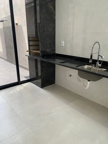 Linda casa com 3 suítes plenas e piscina : 10ª foto da galeria de imagens do imóvel