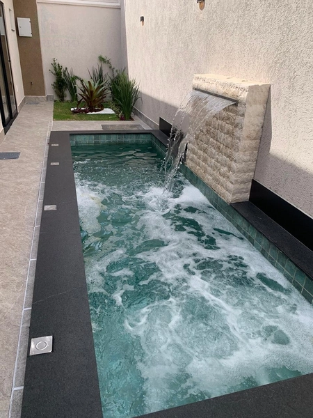 Linda casa com 3 suítes plenas e piscina : 15ª foto da galeria de imagens do imóvel
