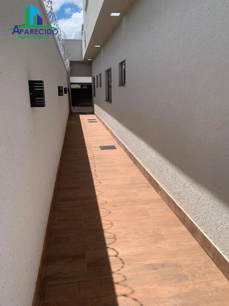 Linda casa com requinte e bom gosto, 3 suítes plenas, piscina e armários: 9ª foto da galeria de imagens do imóvel