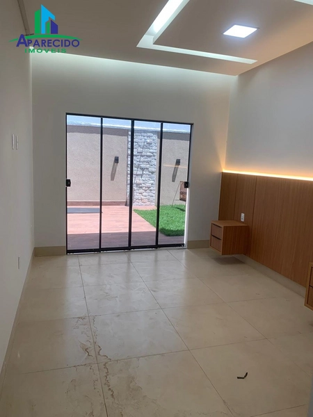 Linda casa com requinte e bom gosto, 3 suítes plenas, piscina e armários: 24ª foto da galeria de imagens do imóvel