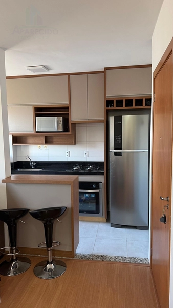 Apartamento 2/1 sendo 1 suíte, montado em armários, cortinas e ar condicionado. : 19ª foto da galeria de imagens do imóvel