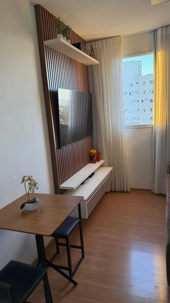 Apartamento 2/1 sendo 1 suíte, montado em armários, cortinas e ar condicionado. : 11ª foto da galeria de imagens do imóvel