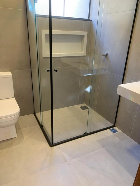 Linda casa com 3 quartos sendo 1 suíte, fino acabamento com muito requinte e bom gosto: 5ª foto da galeria de imagens do imóvel