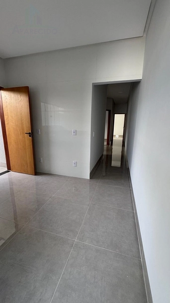 Casa á venda no Setor Papillon Park, 3/4 sendo 1 suíte e quintal grande: 2ª foto da galeria de imagens do imóvel