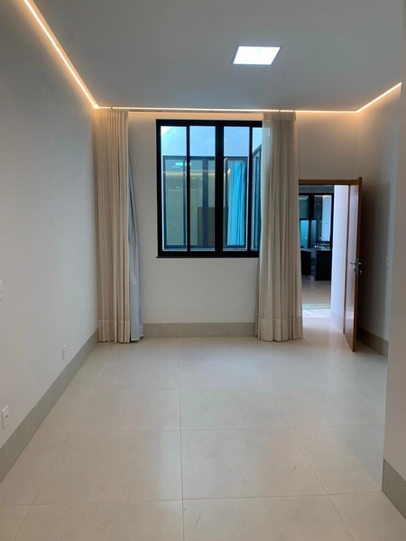 Casa com 3 suítes plenas e projetada em LED, fino acabamento com muito requinte e bom gosto: 5ª foto da galeria de imagens do imóvel