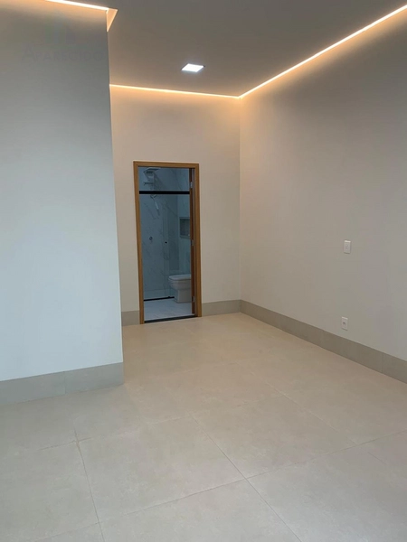 Casa com 3 suítes plenas e projetada em LED, fino acabamento com muito requinte e bom gosto: 10ª foto da galeria de imagens do imóvel
