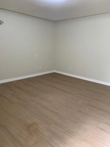 Casa 4 suítes plenas com fino acabamento completa em armários e muito requinte.: 2ª foto da galeria de imagens do imóvel