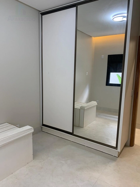 Casa 4 suítes plenas com fino acabamento completa em armários e muito requinte.: 19ª foto da galeria de imagens do imóvel