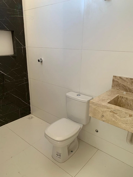 Casa moderna com 3 quartos sendo 1 suíte: 9ª foto da galeria de imagens do imóvel