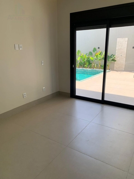 Linda casa de alto padrão com 4 suítes plenas, closet e piscina: 8ª foto da galeria de imagens do imóvel
