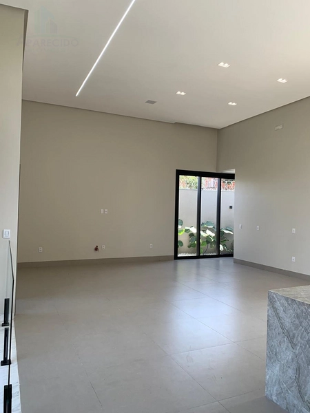 Linda casa de alto padrão com 4 suítes plenas, closet e piscina: 21ª foto da galeria de imagens do imóvel
