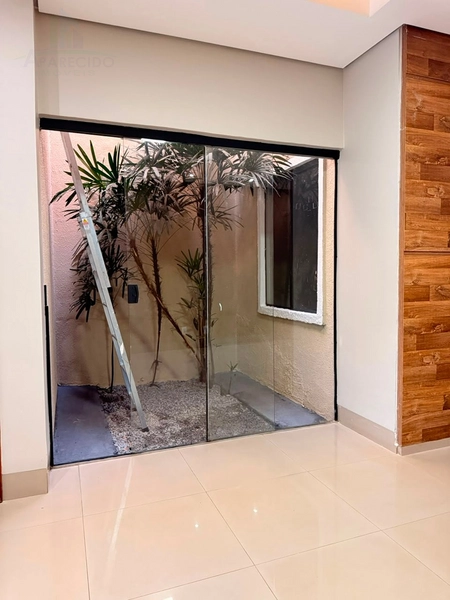 Linda casa com 3/1 suíte e armários no setor Três Marias: 5ª foto da galeria de imagens do imóvel