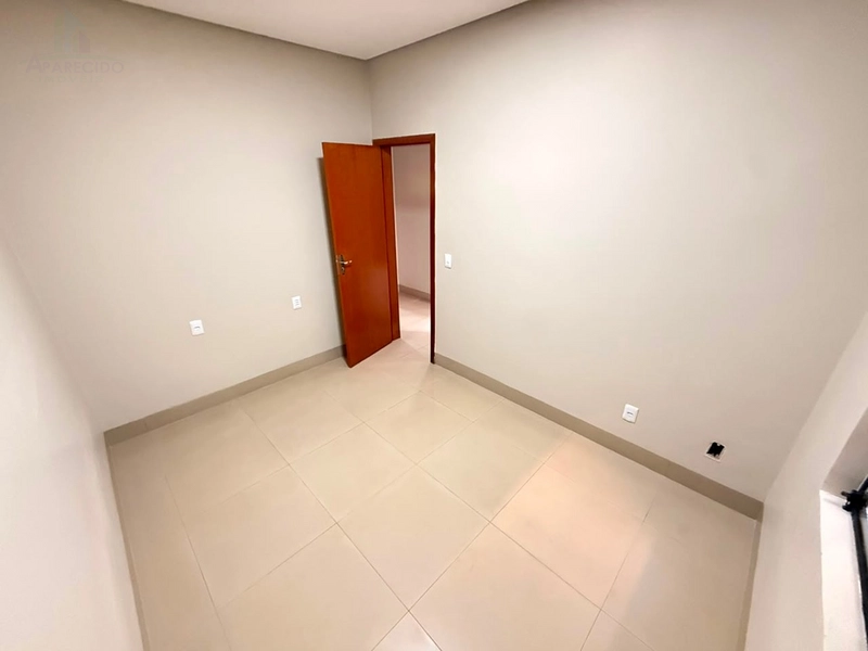 Linda casa com 3/1 suíte e armários no setor Três Marias: 18ª foto da galeria de imagens do imóvel