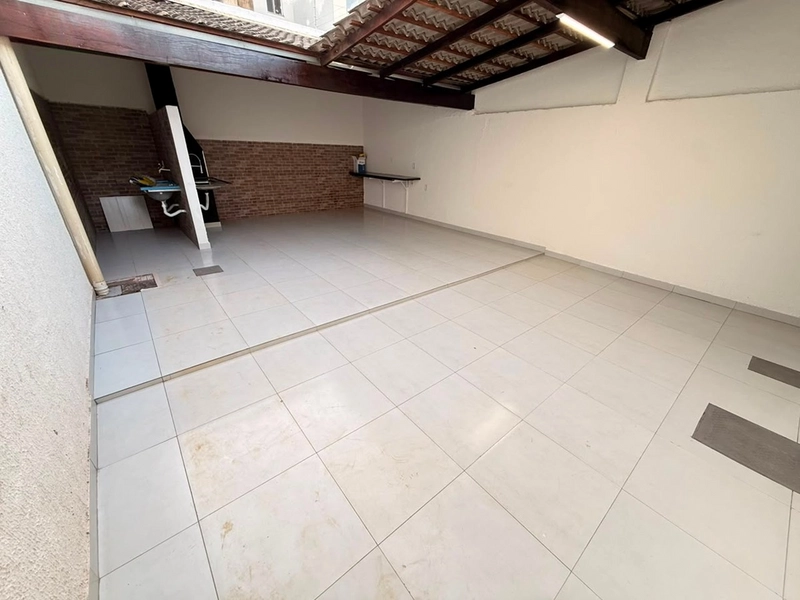 Linda casa com 3/1 suíte e armários no setor Três Marias: 19ª foto da galeria de imagens do imóvel
