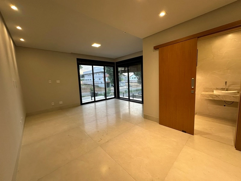 Sobrado dos sonhos com 3 suítes, sendo 1 máster.: 7ª foto da galeria de imagens do imóvel