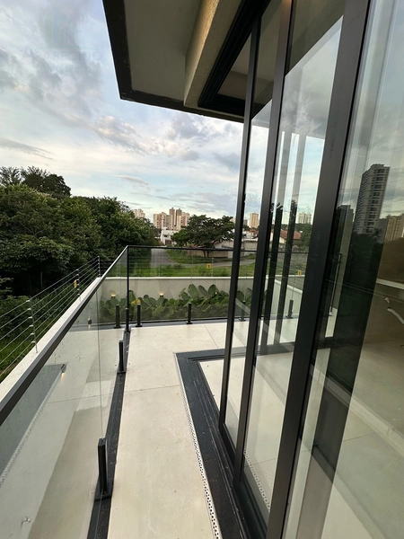 Sobrado dos sonhos com 3 suítes, sendo 1 máster.: 6ª foto da galeria de imagens do imóvel