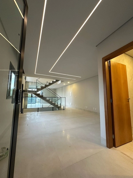 Sobrado dos sonhos com 3 suítes, sendo 1 máster.: 16ª foto da galeria de imagens do imóvel