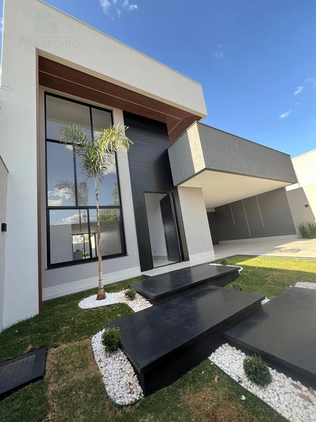 Casa 3 suítes plenas com fino acabamento e muito requinte: 1ª foto da galeria de imagens do imóvel