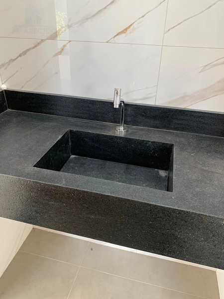 Maravilhosa casa com 3 suítes plenas e 1 closet,  com muito bom gosto e requinte.: 2ª foto da galeria de imagens do imóvel