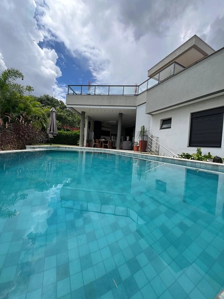 Maravilhosa casa com vista para toda Goiânia, com 3 suítes, mobilhada e decorada com muito requinte.: 9ª foto da galeria de imagens do imóvel