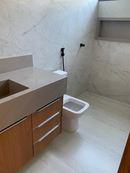 Maravilhosa casa com 3 suítes plenas com muito requinte.: 21ª foto da galeria de imagens do imóvel