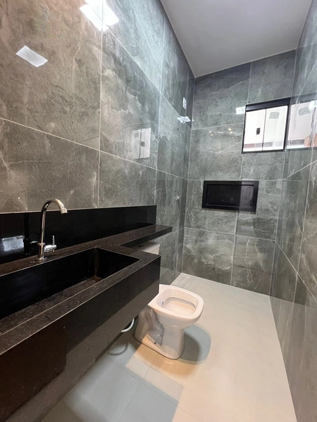 Maravilhosa casa com 2 quartos sendo 1 suíte com muito bom gosto e requinte.: 24ª foto da galeria de imagens do imóvel